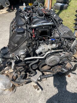 Motory m62 a 6q manuál v8 - 2