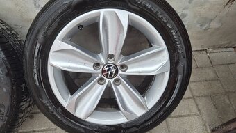 Vw istabol 17" letní pneu - 2