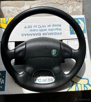 Zánovní čtyřramenný volant Škoda Felicia - 2