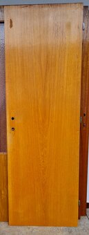 3 dveře - 2x 60 pravé, 1x 80 levé - 2