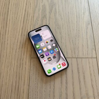 ZÁNOVNÍ APPLE IPHONE 15 128GB-ČERNÝ 100% BATERIE,ZÁRUKA - 2