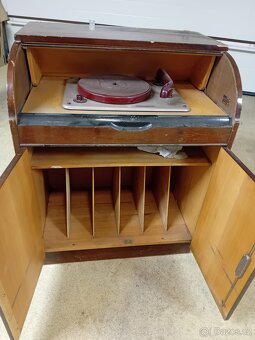 Gramoskříň SUPRAPHON rok 1956 - 2