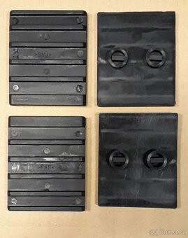 Štípač dříví 6 až 12 tun – sada spodních vymezovacích plastů - 2