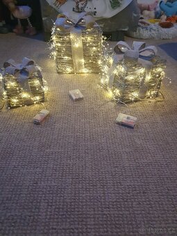 Svítící dekorace dárků set 3 velikostí - 2