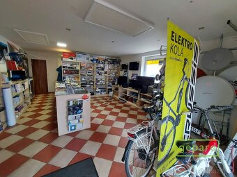 Pronájem komerčních prostor v Českých Budějovicích – Rožnov. - 2