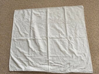 Prostěradla a polštáře - 2