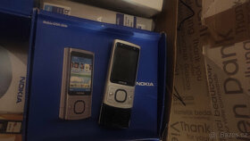 Nokia 6700 Slide - 2