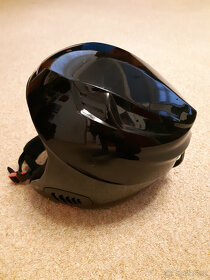 Lyžařská helma - 2