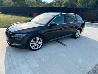 Škoda Superb Combi 3 2.0 TDI DSG - 2