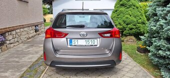 Toyota Auris - 2