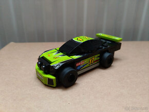 LEGO Racers - 8119 Burácející motokára - 2