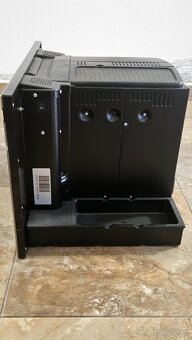 Kavovar AEG vestaveny - 2