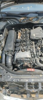 Mercedes-Benz W 211 E 320 CD I- Díly - 2