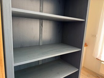 Ikea knihovna regál - 2