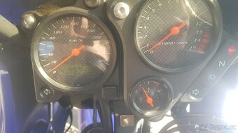 Honda Hornet S 600 - 2