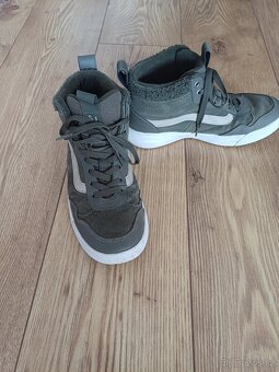 Kotníkové tenisky  Vans vel.39 - 2