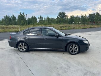 Subaru Legacy 2.0, 110kw, rok 2010 - 2