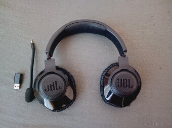 Herní bezdrátová sluchátka JBL Quantum 350 - 2