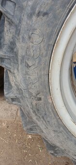 Traktorove kolo 11.2-r24 - 2