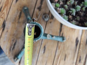 Litinový Vánoční stojan - 2