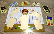 Dřevěná vkládačka - oblečení kluk - 2