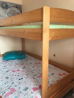 Patrová - vyvýšená postel - horní spaní - 2