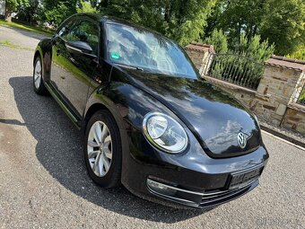 VW Beetle 1,2 TSI 77KW DESING-top stav-serviska, bez koroze - 2