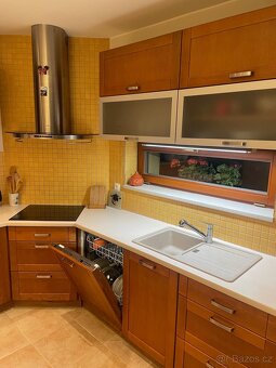 Kompletní kuchyňská linka včetně funkčních spotřebičů - 2