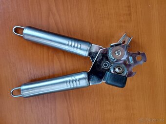 Otvírač na konzervy - 2