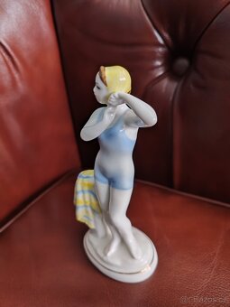 Raritní art deco soška, porcelán, plavkyně. - 2