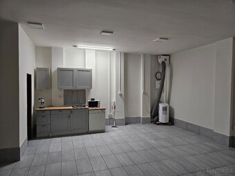 Moderní víceúčelový prostor na Žižkově - 2