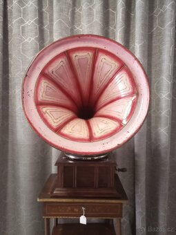 Gramofon s troubou - 2