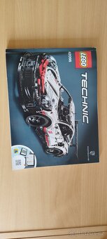 LEGO Technic 42096 - Porsche 911 RSR - 2