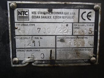 Ručně vedený vibrační válec NTC 700/22Hv - 2