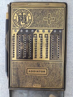 Mechanická kalkulačka Addiator se stylusem - 2