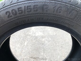 Pneu 205/55r16 - 2