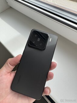 Xiaomi 15 12/256 Gb černý - 2