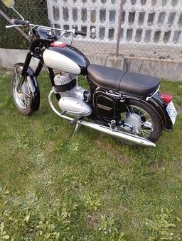 Jawa Panelka 350/360 s doklady - 2