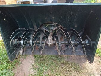 BENZÍNOVÁ SNĚHOVÁ FRÉZA 10,5 HP - 2