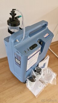 Kyslíkový přístroj - oxygenerátor - výrobník kyslíku Philips - 2