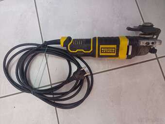 Oscilační bruska Stanley Fatmax FME 650, 300 W - 2