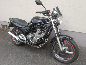 YAMAHA XJ600N - 2