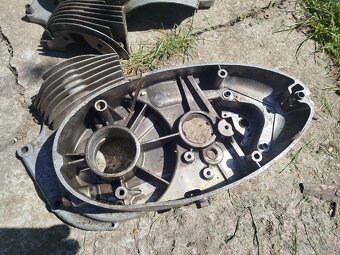 Jawa 250 353 kývačka párové kartery - 2