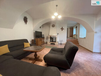 Prodej domu se stodolou v Bezděkově 7+1 (250m2), včetně sto - 2