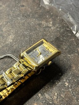Nové dámské hodinky CASIO LTP-1234PG, PC 1200,- - 2