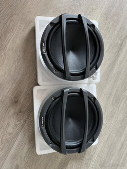 Auto reproduktory hertz - 2