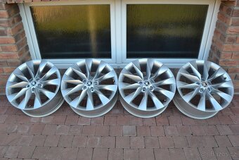 5x112 R19 Hliníkové disky Originál Škoda - 2