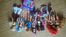Panenky Winx + Icy + Pixie, puzzle, DVD PC hra a další věci - 2