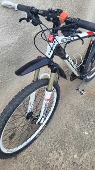 Trek 8500 - 2