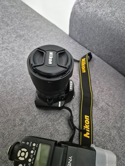 Nikon D3400 + příslušenství - 2